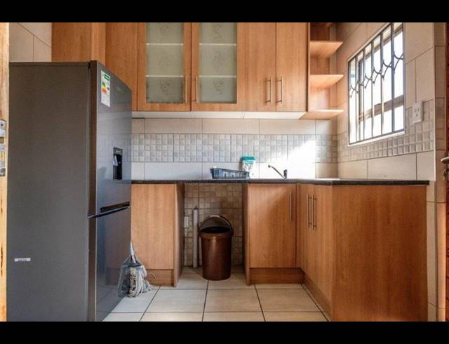 6 BEDROOM HOUSE FOR SALE IN VERWOERDPARK